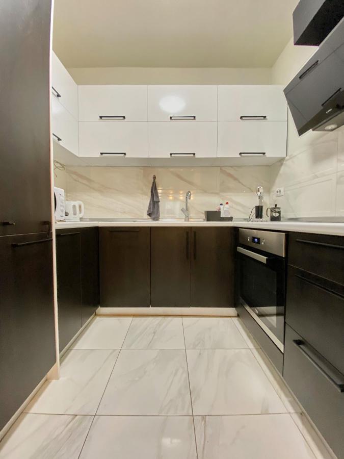 Stylish Apartment, Skopje Centre - Private Parking - Panoramic Views Exterior foto